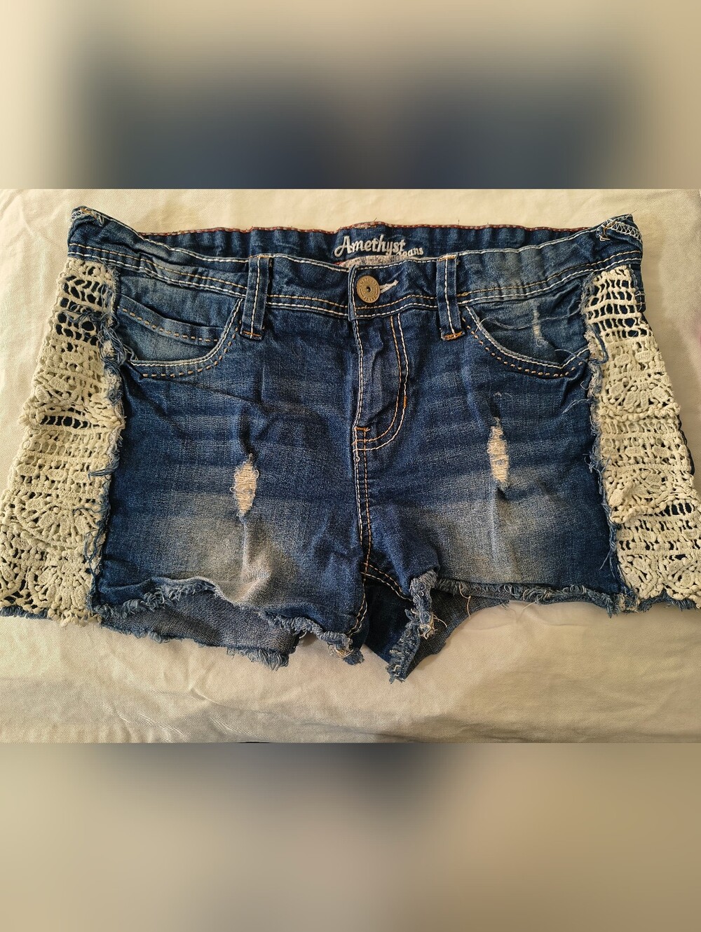 Amethyst Jeans Blue Denim Cutoff Shorts with White Crochet Pocket - Picture 4 of 5